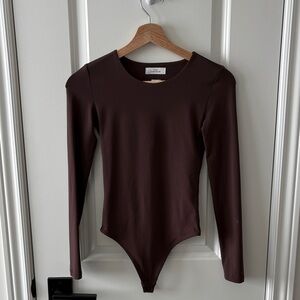Aritzia (Babaton) Contour Bodysuit
